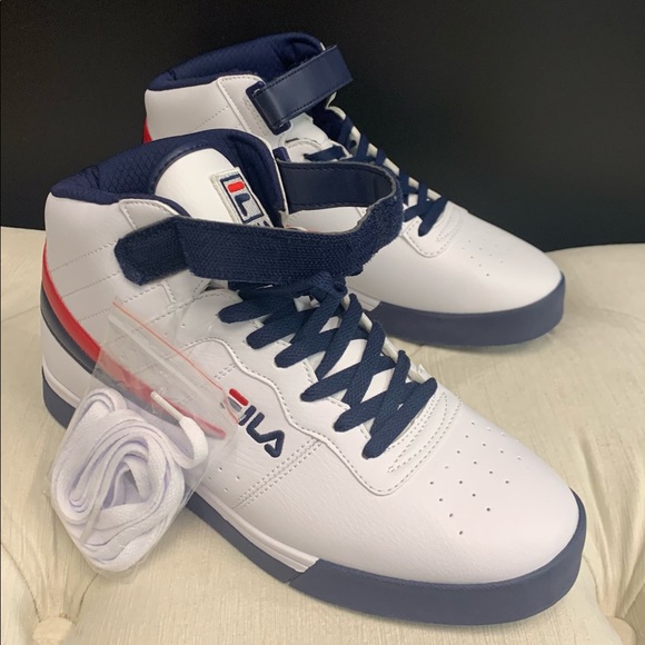 COPY - Fila Gym Shoes - Picture 1 of 7